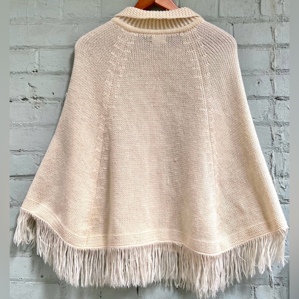 Vintage Cream Button-Up Knit Poncho with Fringe - Picture 4 of 5